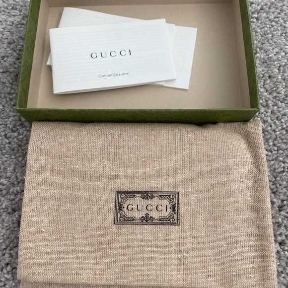 Rare Japan Limited Gucci Logo Zip Card Case - Picture 7 of 13